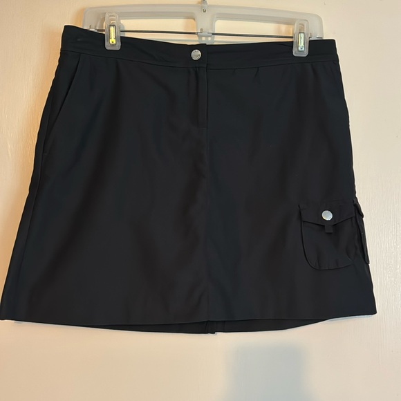 Izod Golf skort - Picture 1 of 2